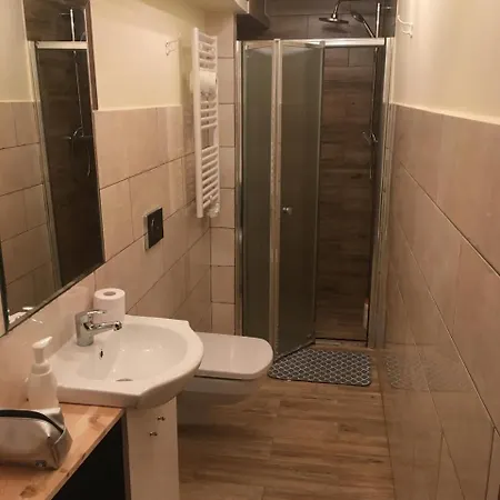 Apart Modra 92a * Varsó